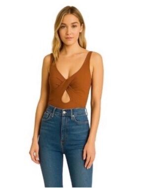 Abercrombie & Fitch Twist-Front Cutout Bodysuit - Chestnut Brown
